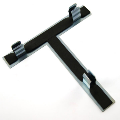 Fixation de croix en T